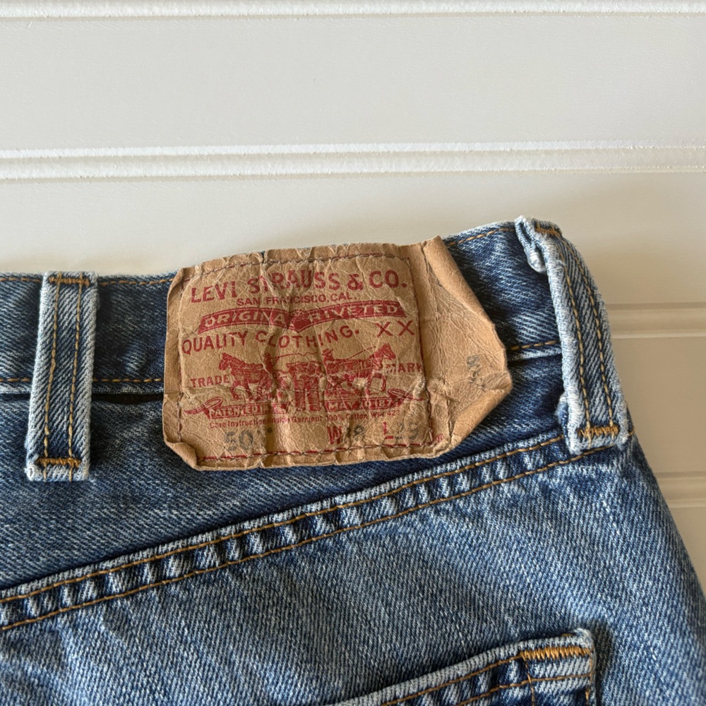 Levi’s 501 Button Fly Distressed Jeans 38x29 100% Cotton - Picture 9 of 9